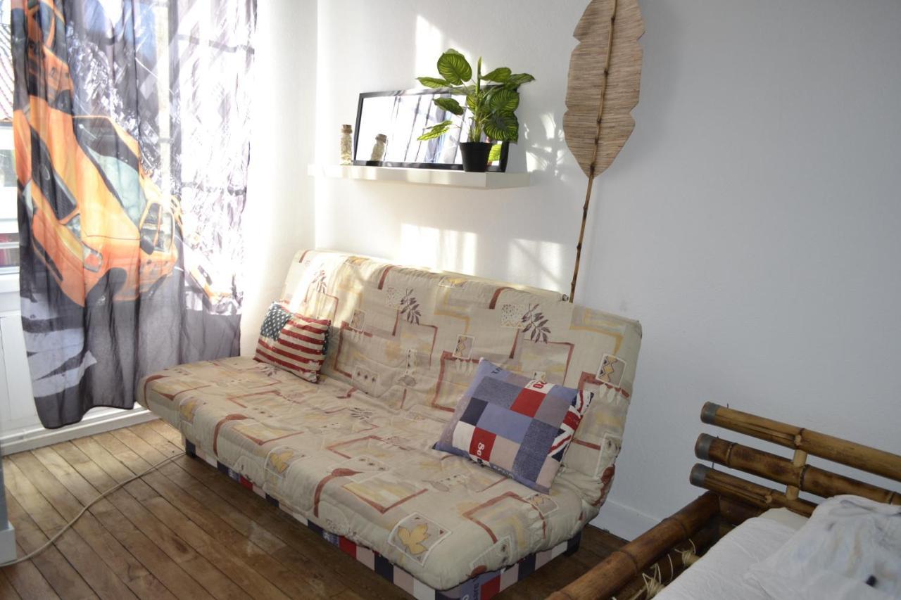 Apartament Belle Chambre D'Hote Pour 2 A 4 Personnes Chef-Boutonne Zewnętrze zdjęcie