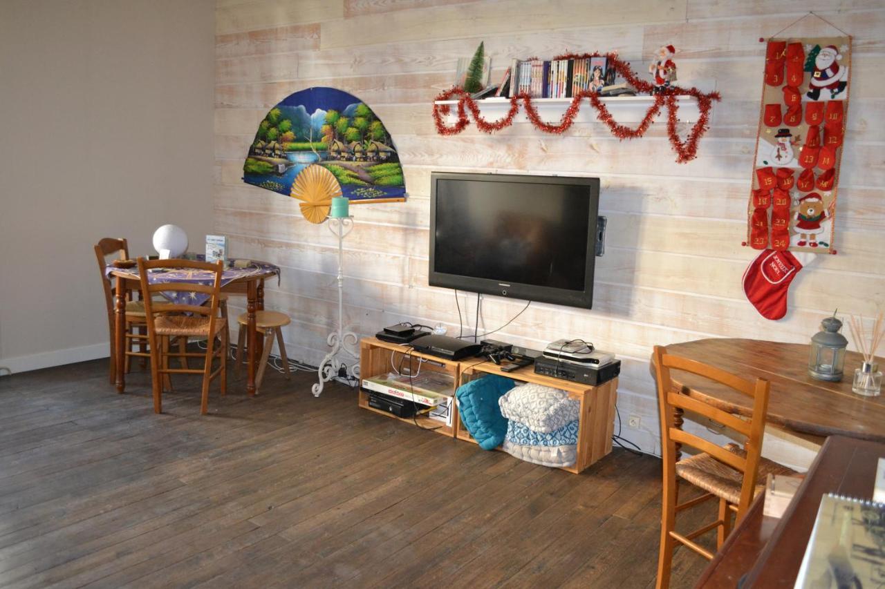 Apartament Belle Chambre D'Hote Pour 2 A 4 Personnes Chef-Boutonne Zewnętrze zdjęcie